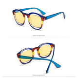 Harajuku Sunglasses Colorful Cat eye Sunglasses Women Vintage Style Flag Transparent Frame Red Pink Yellow Frame Glasses
